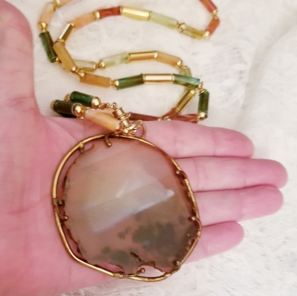 "SOLD* Vintage Faux Jade Necklace W/ Large Agate Pendant - Picture 2 of 6